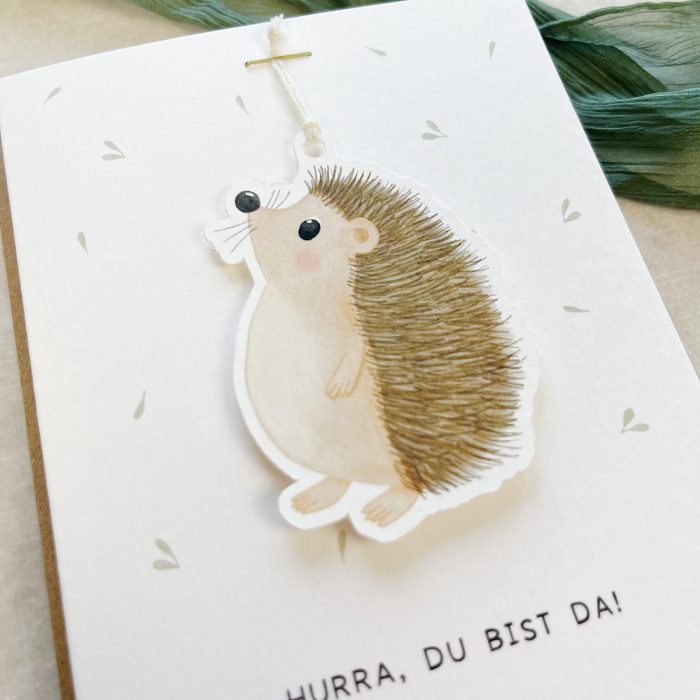 Personalisierte Karte mit niedlichem Tieranhänger | Biene oder Igel – Bild 4